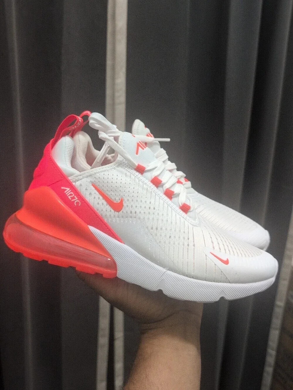 Nike WMNS Air Max 270 'White Bright Crimson' - HJ3222-102 Size 8 NWOB